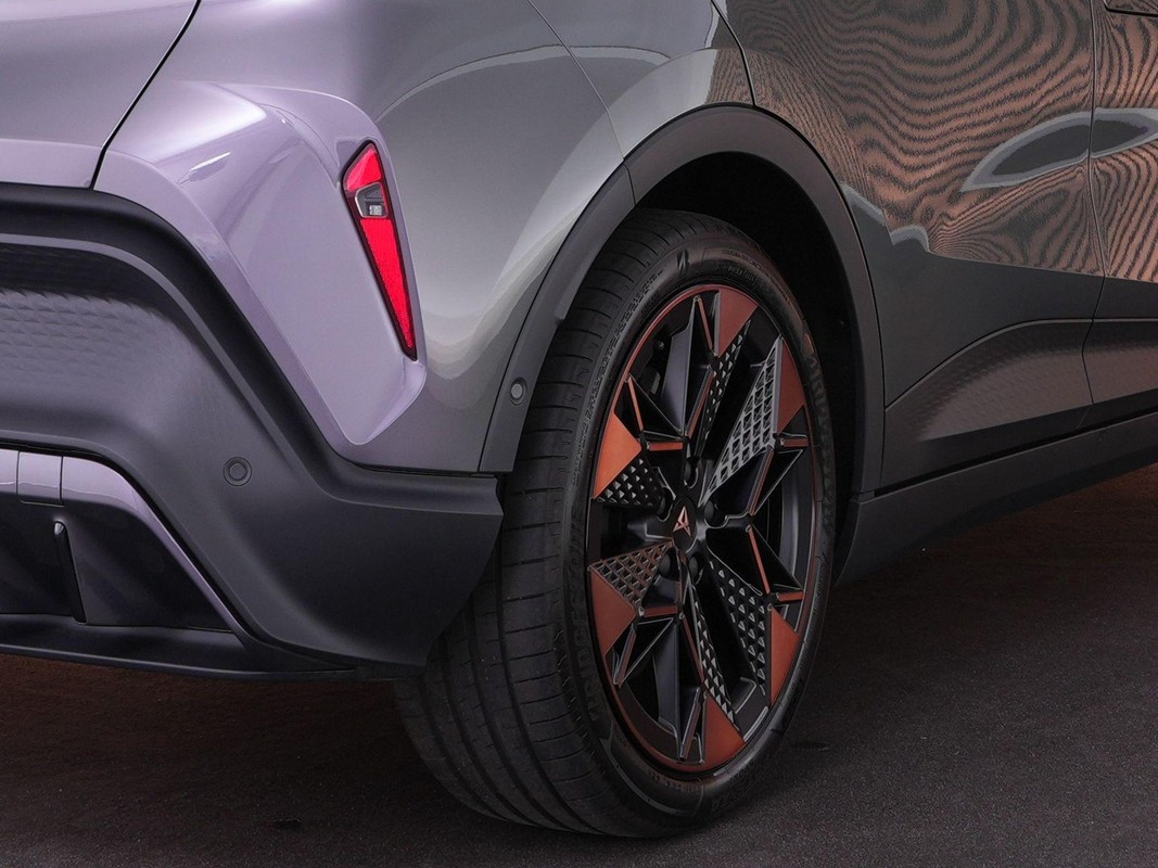 CUPRA Raval