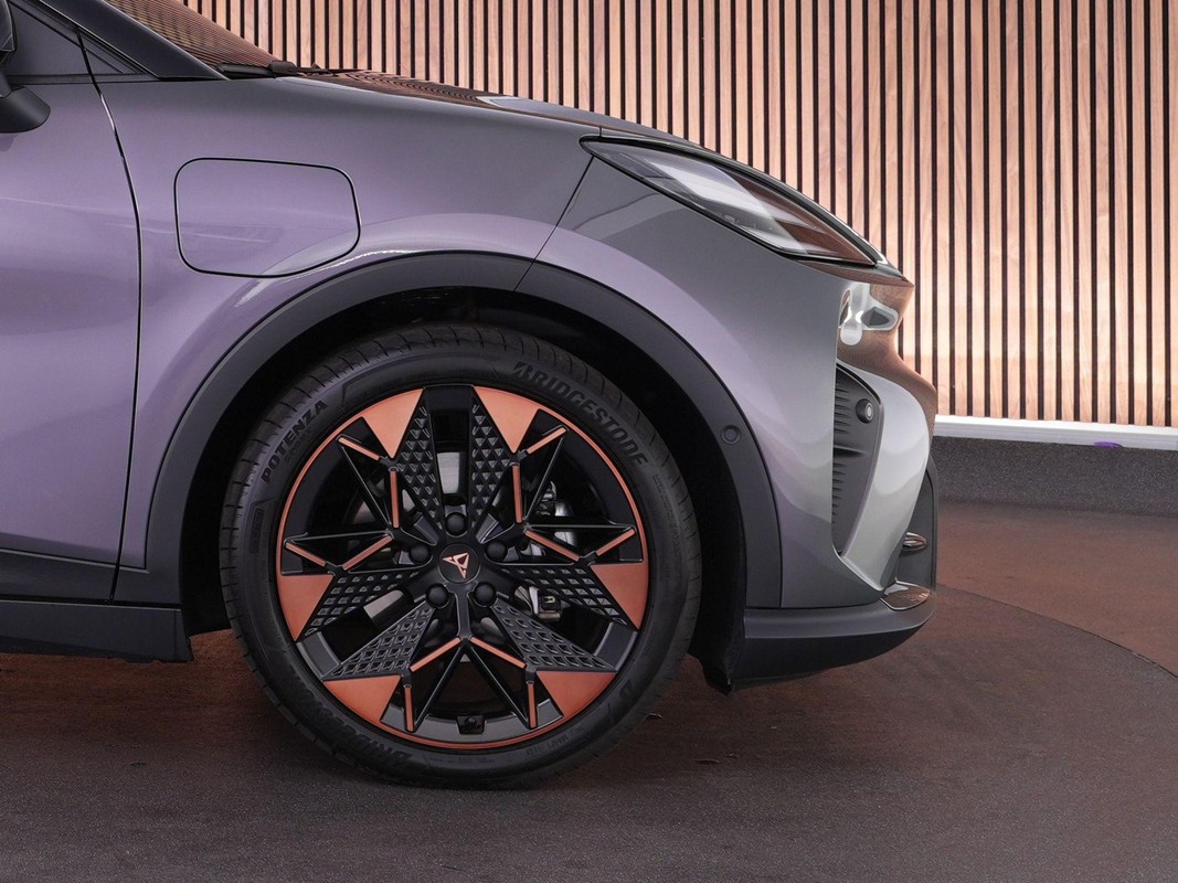 CUPRA Raval