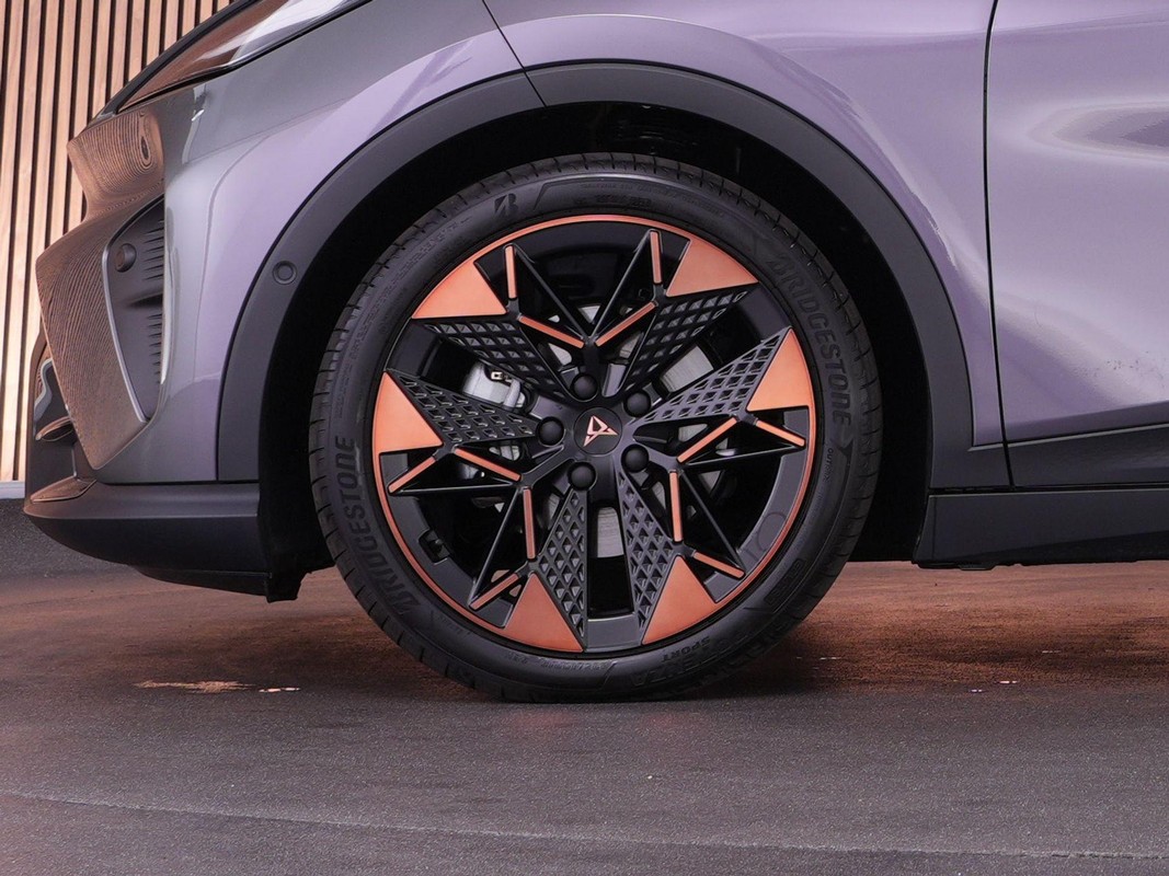 CUPRA Raval