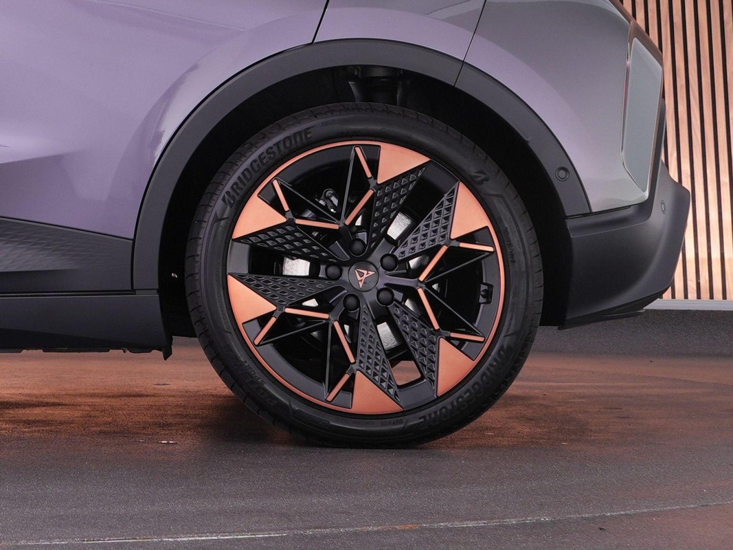 CUPRA Raval