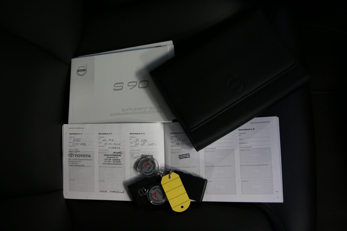 Volvo S90
