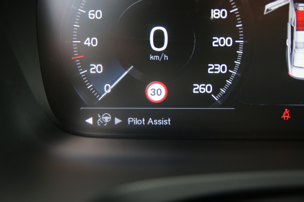 Volvo S90