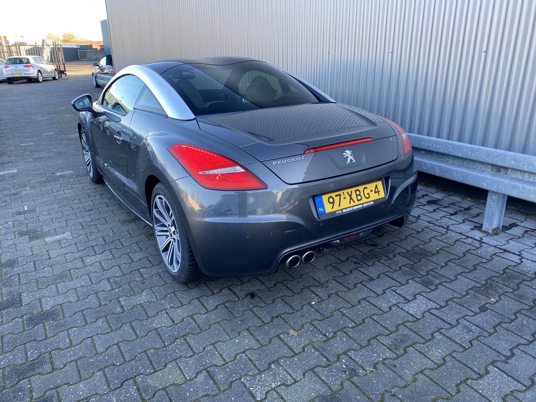 Peugeot RCZ