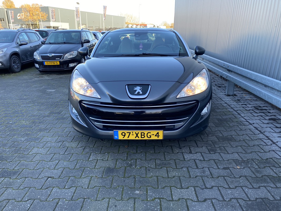 Peugeot RCZ