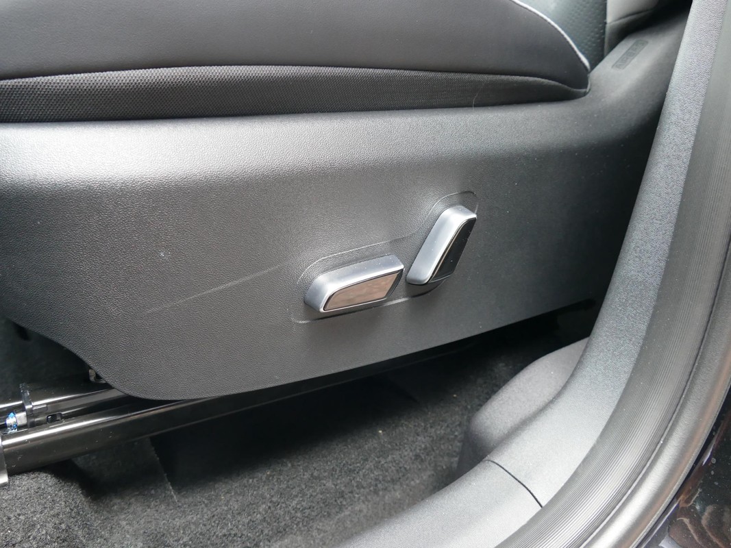 BYD DOLPHIN SURF