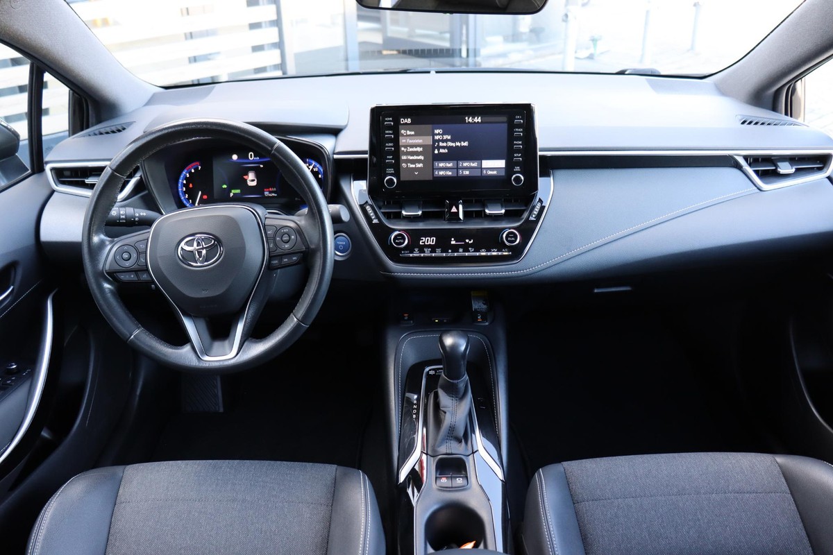 Toyota Corolla Touring Sports