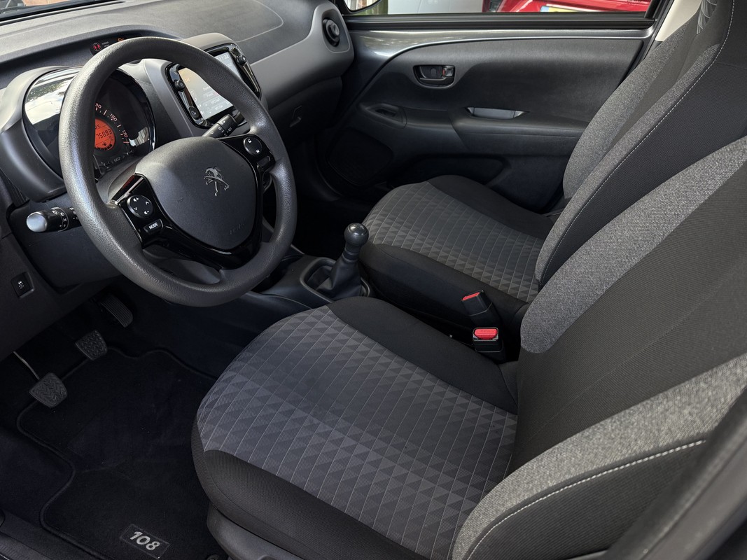 Peugeot 108