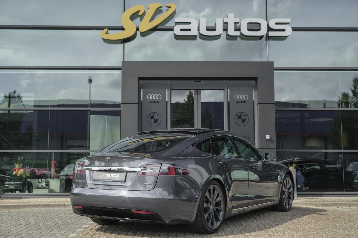 Tesla Model S