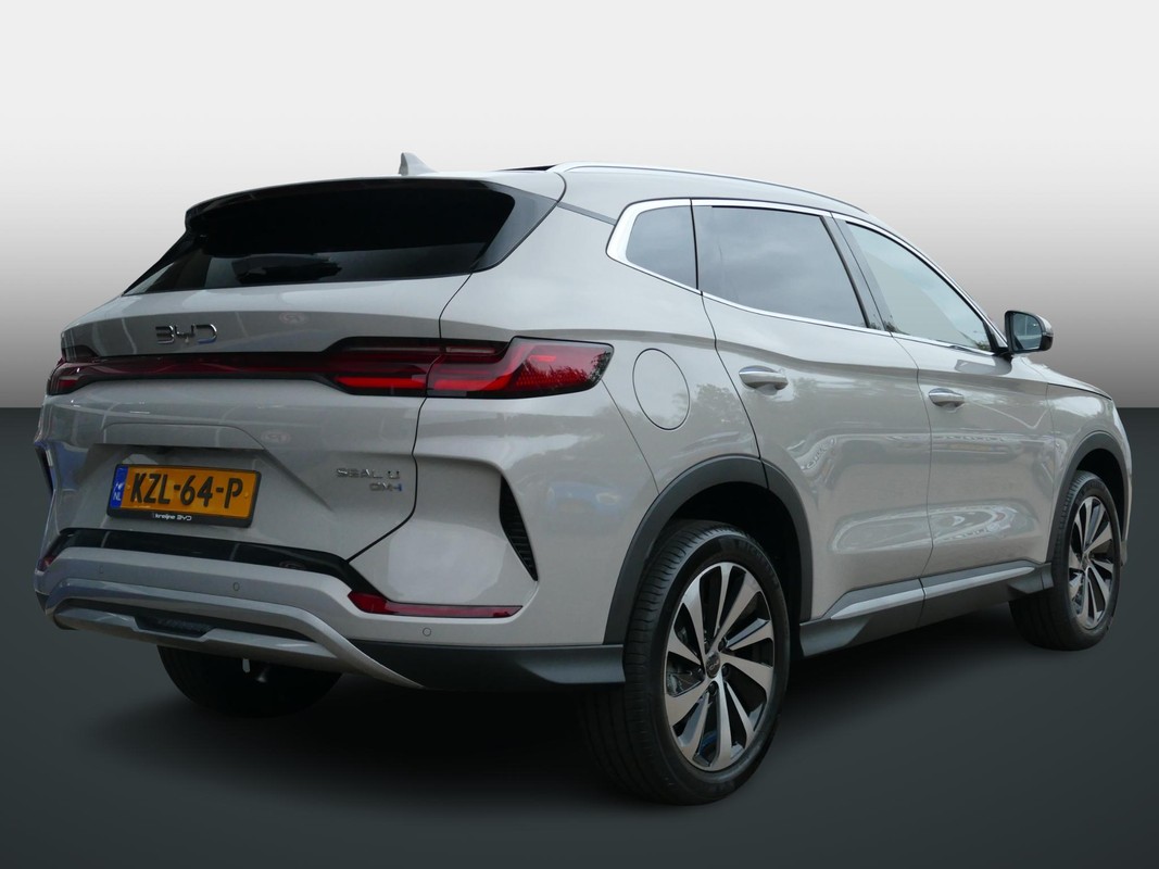 BYD SEAL U