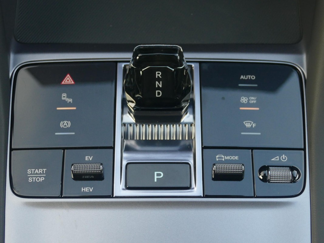 BYD SEAL U