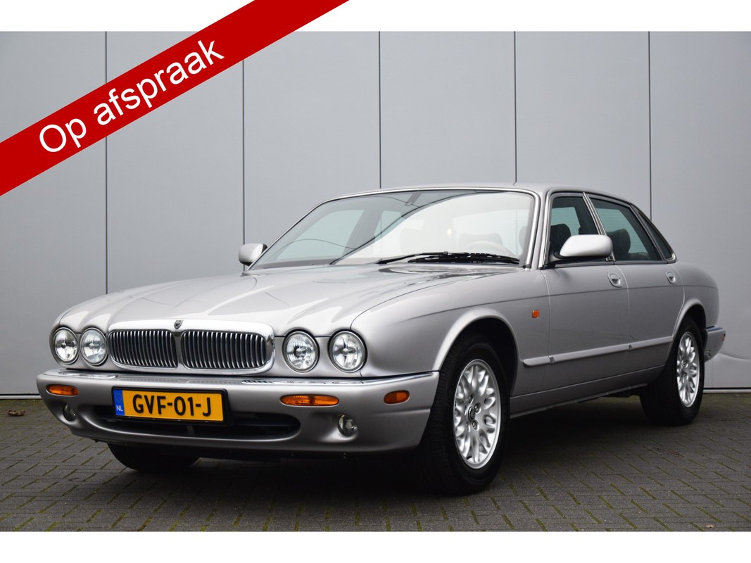 Jaguar XJ