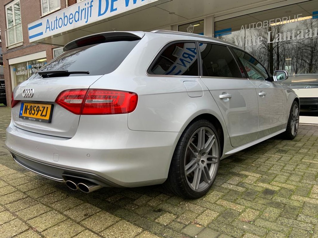 Audi S4