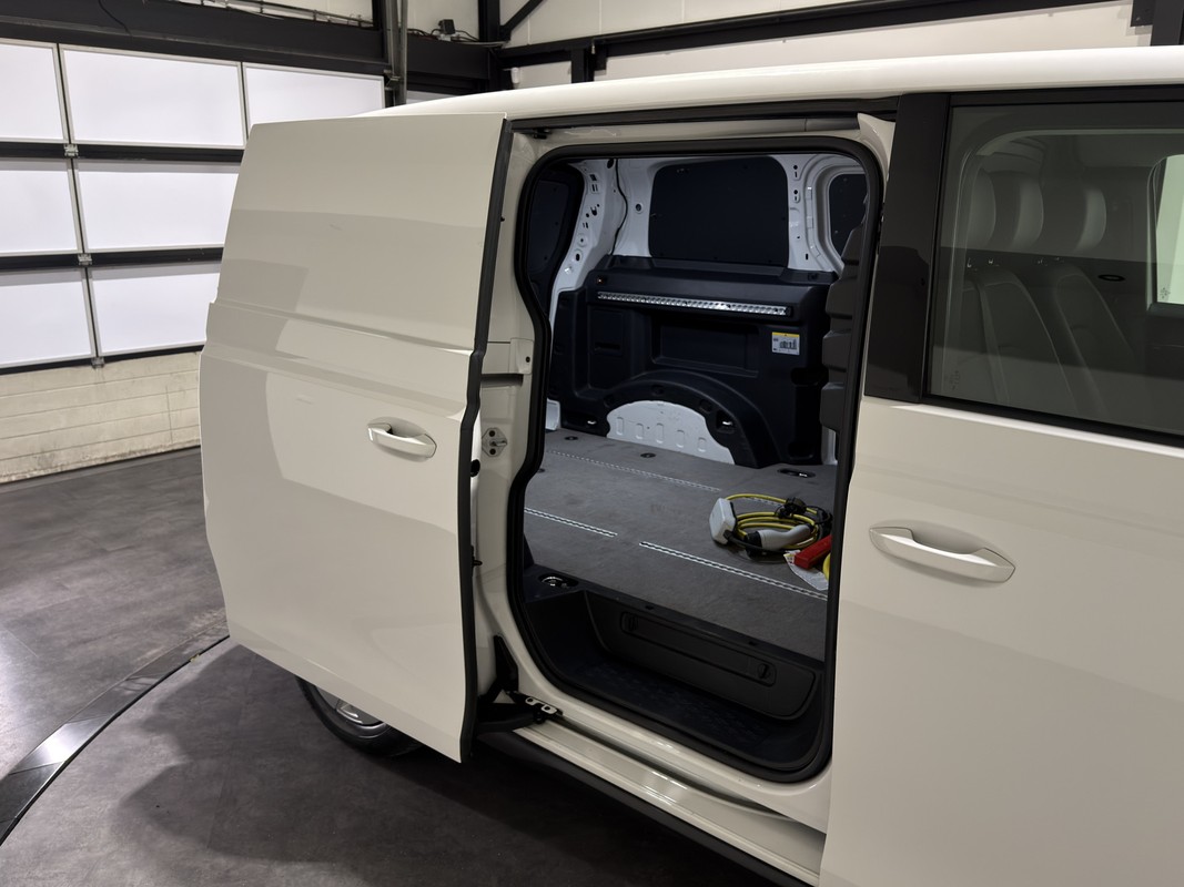 Volkswagen ID. Buzz Cargo