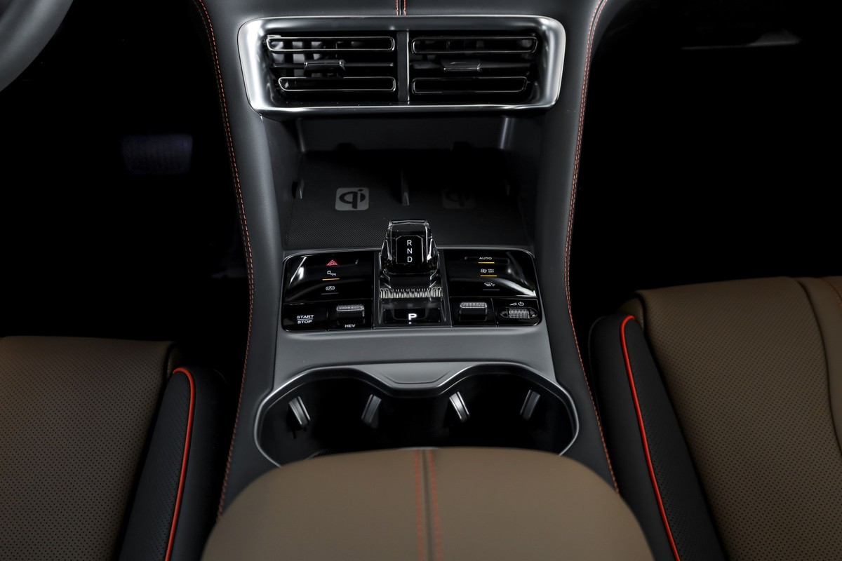 BYD SEAL U