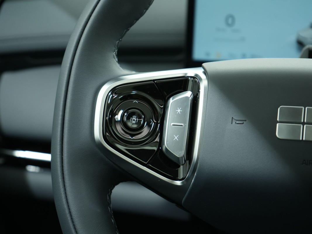 Geely Starray EM-i