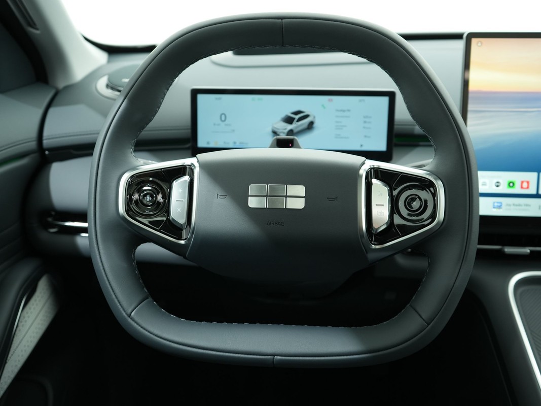 Geely Starray EM-i