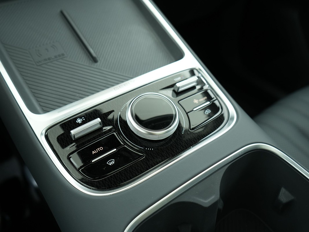 Geely Starray EM-i