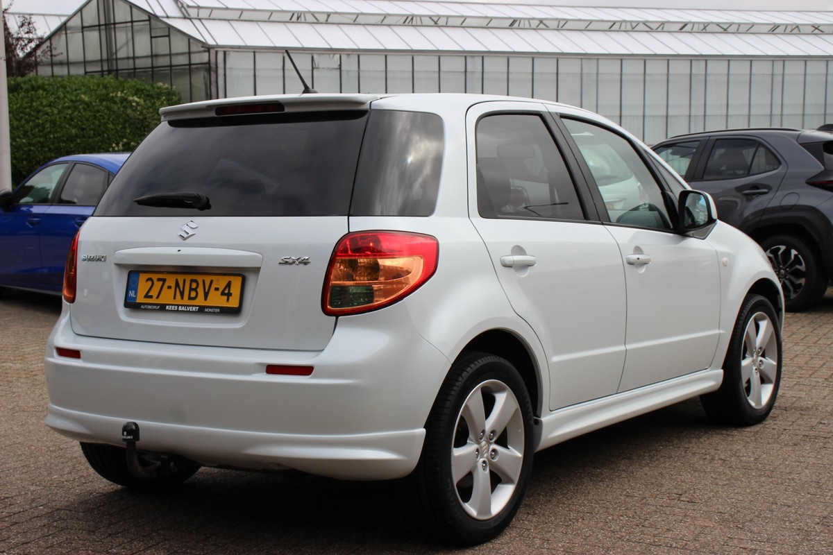 Suzuki SX4