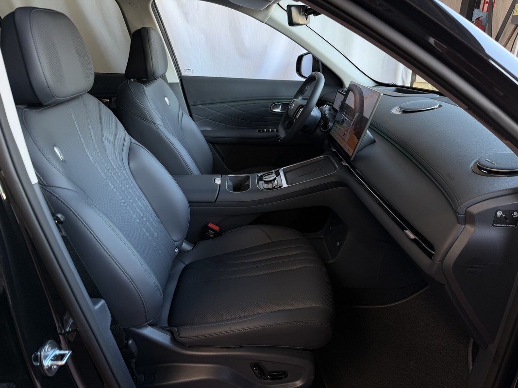 Geely Starray EM-i