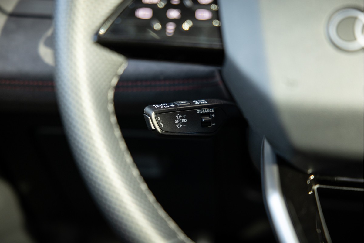 Audi SQ6 e-tron