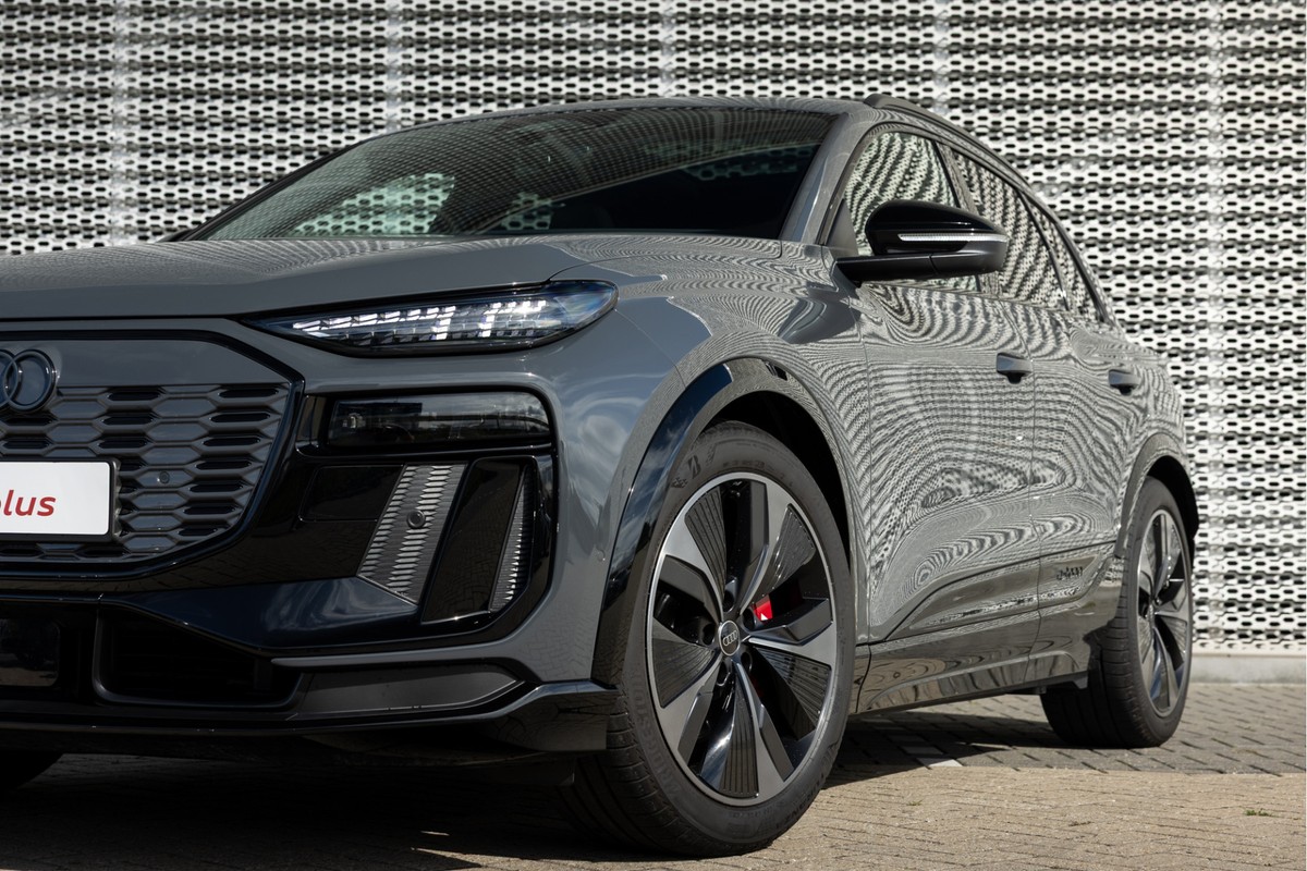 Audi SQ6 e-tron