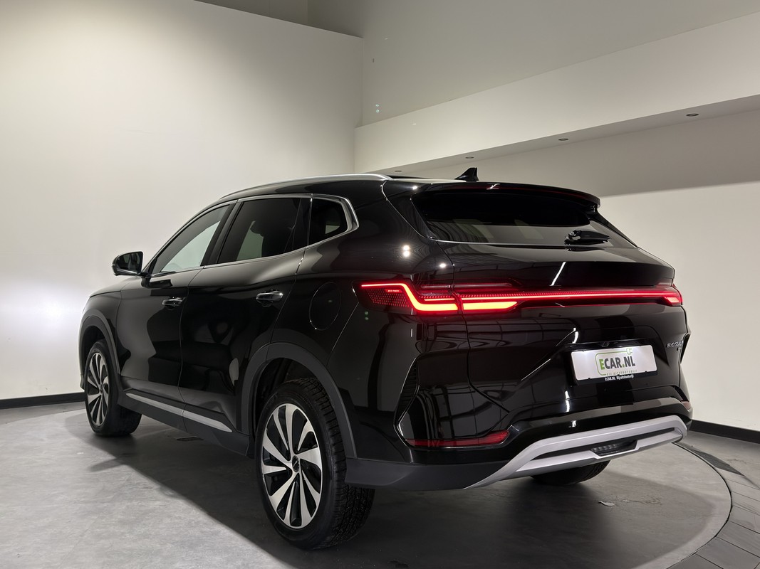 BYD SEAL U