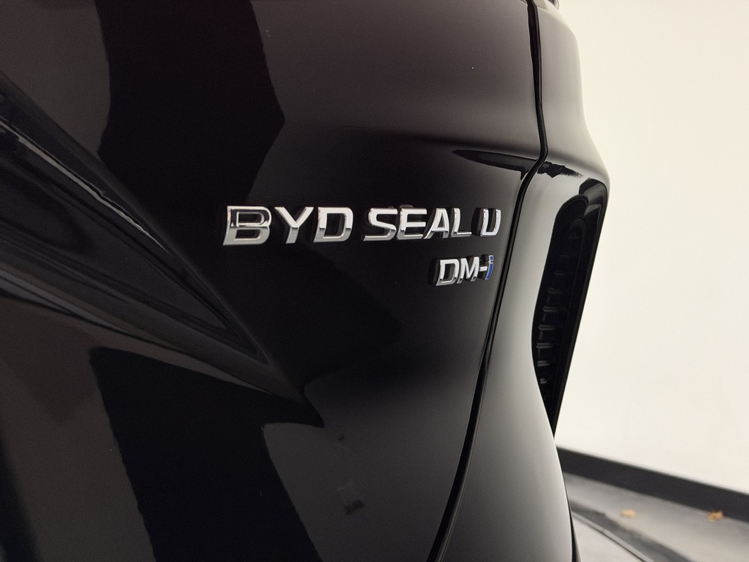 BYD SEAL U