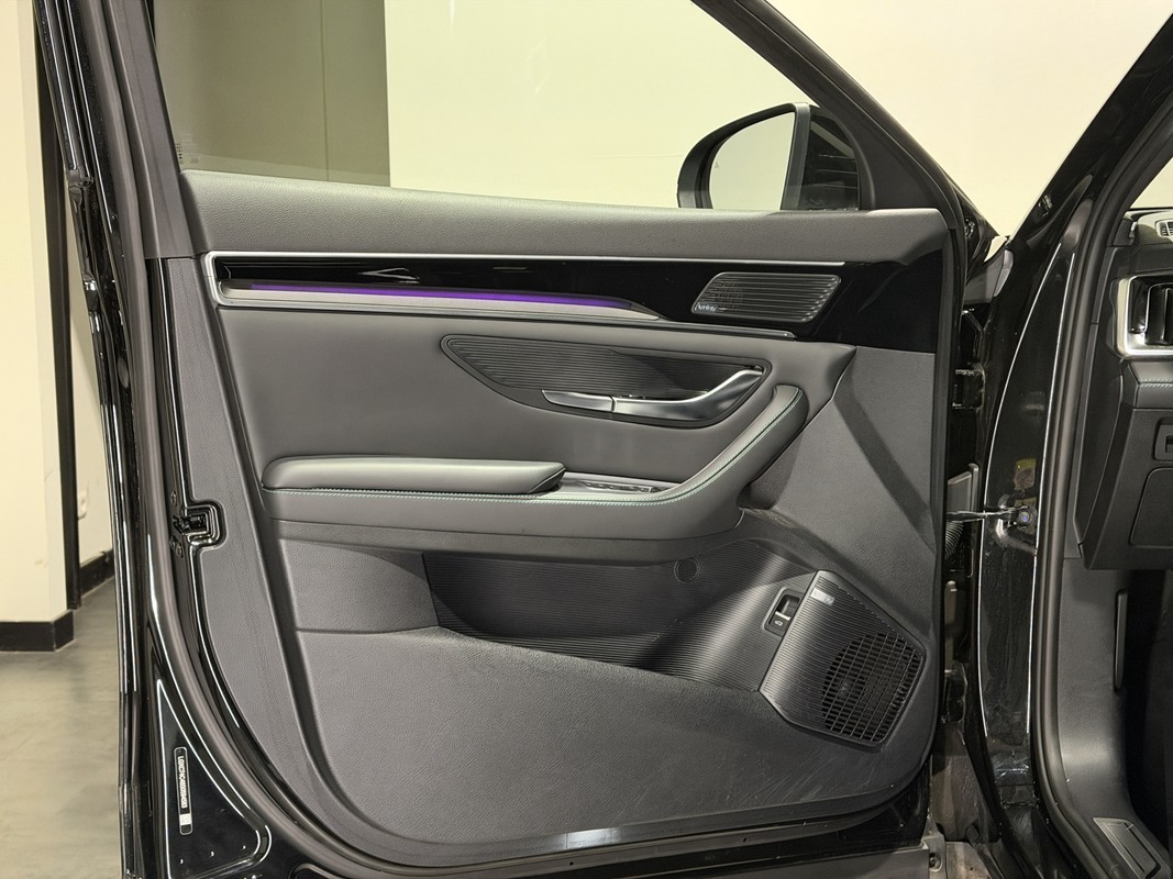 BYD SEAL U