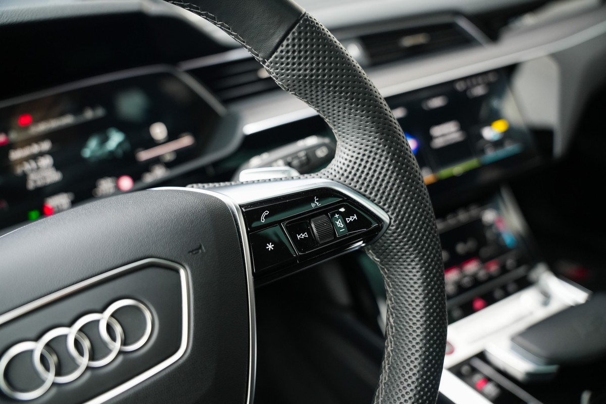 Audi SQ8