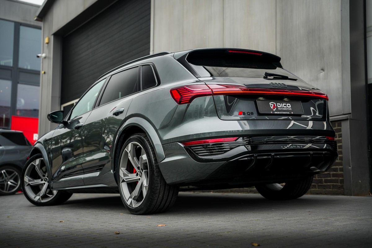 Audi SQ8