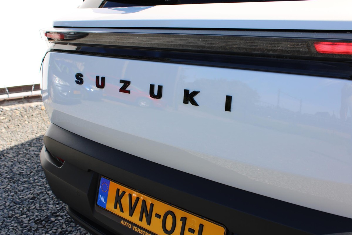 Suzuki e Vitara