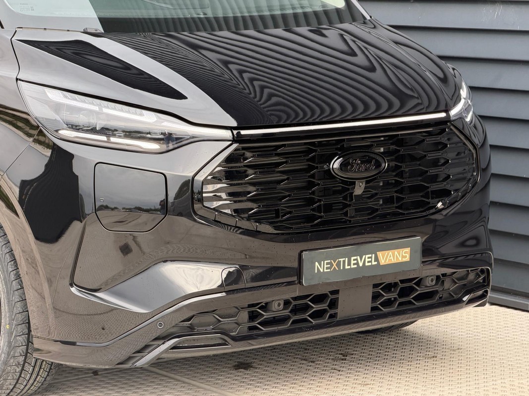 Ford E-Transit Custom