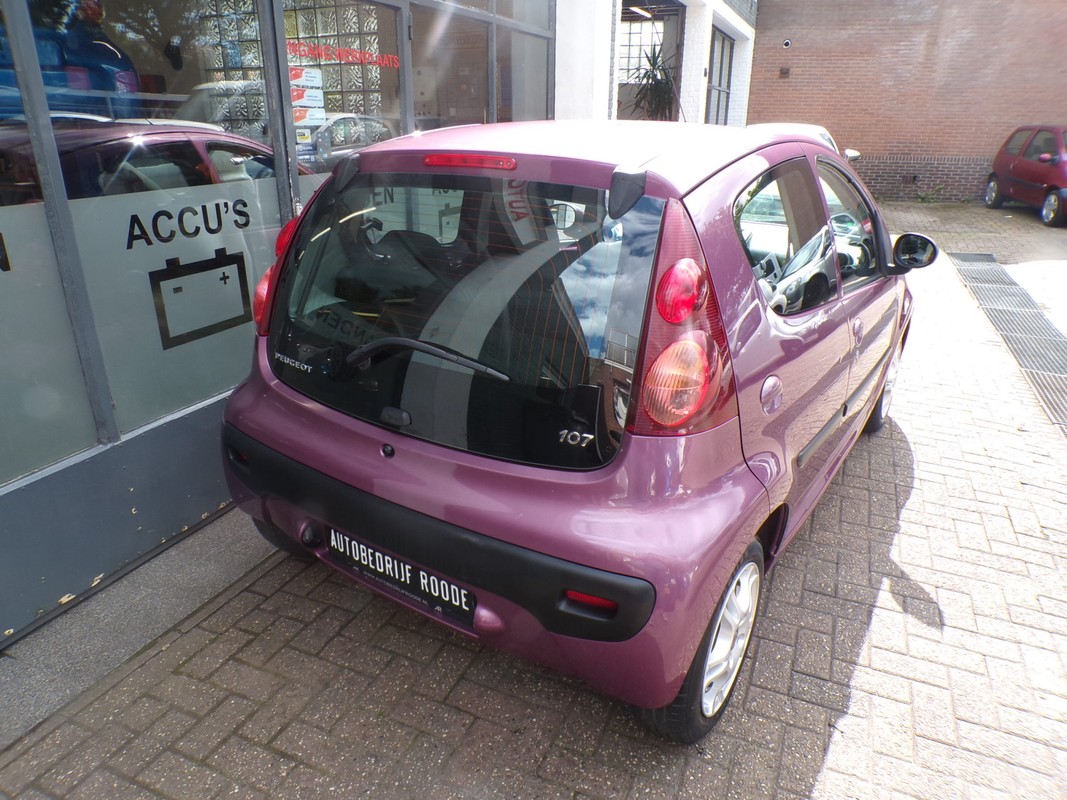 Peugeot 107