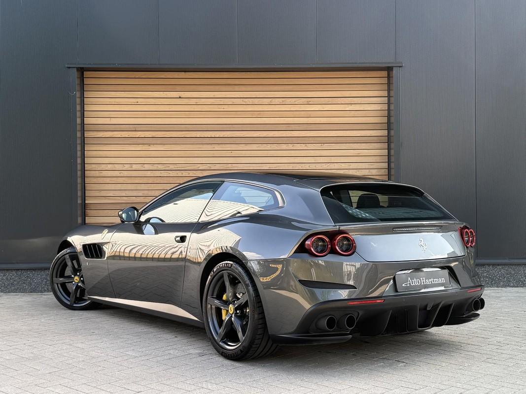 Ferrari GTC4Lusso