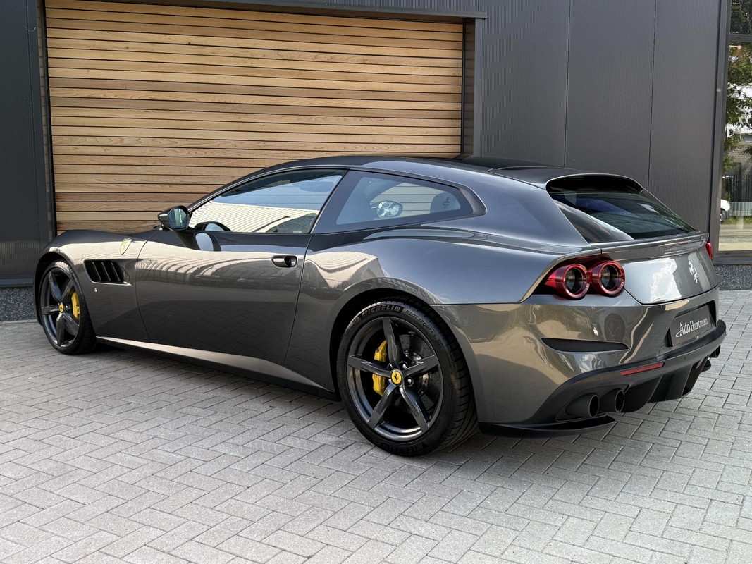Ferrari GTC4Lusso