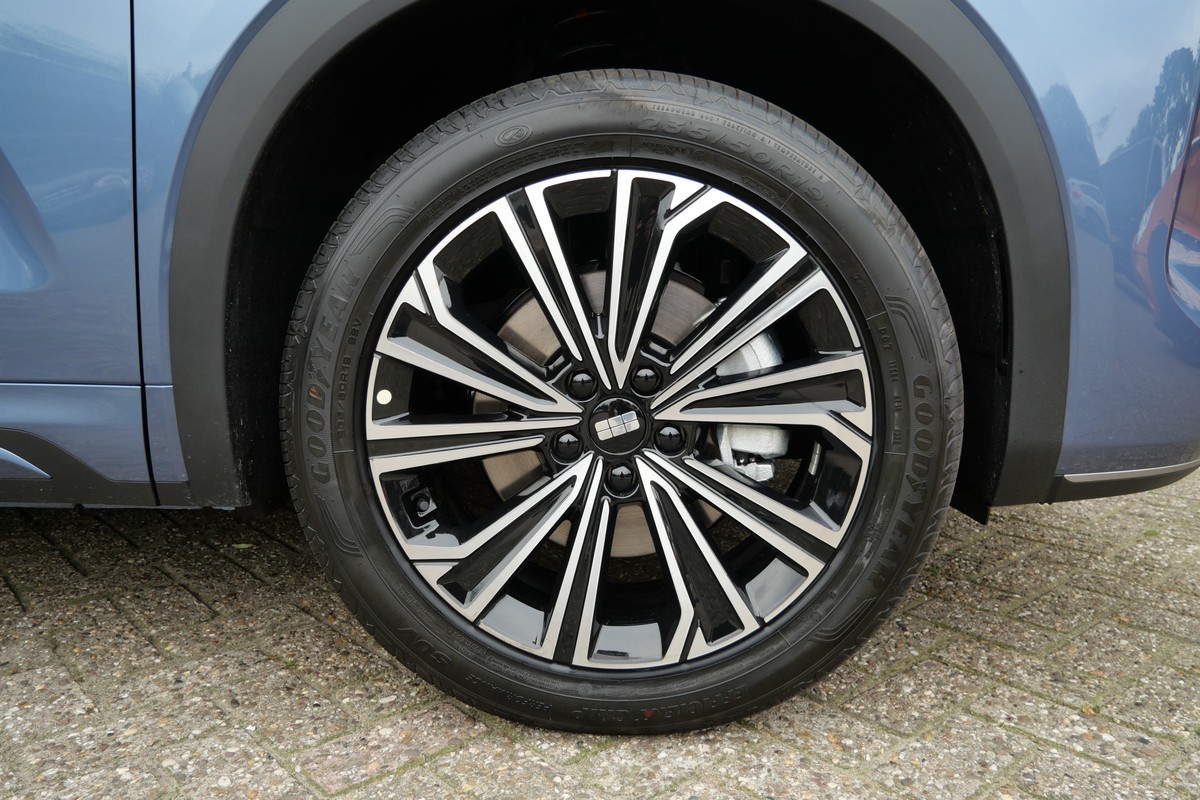 Geely Starray EM-i