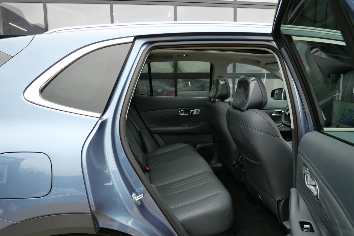 Geely Starray EM-i