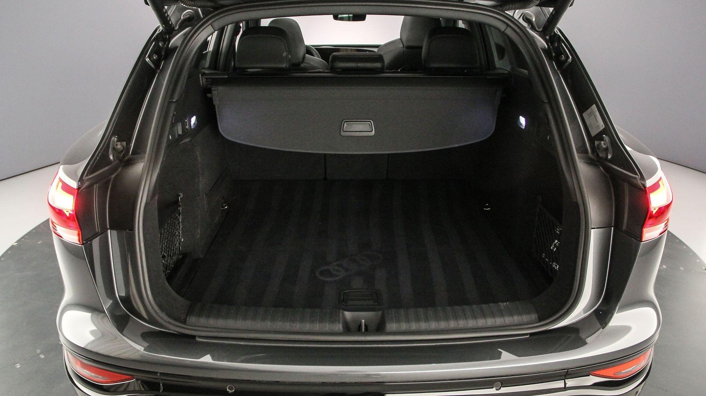 Audi SQ6 e-tron