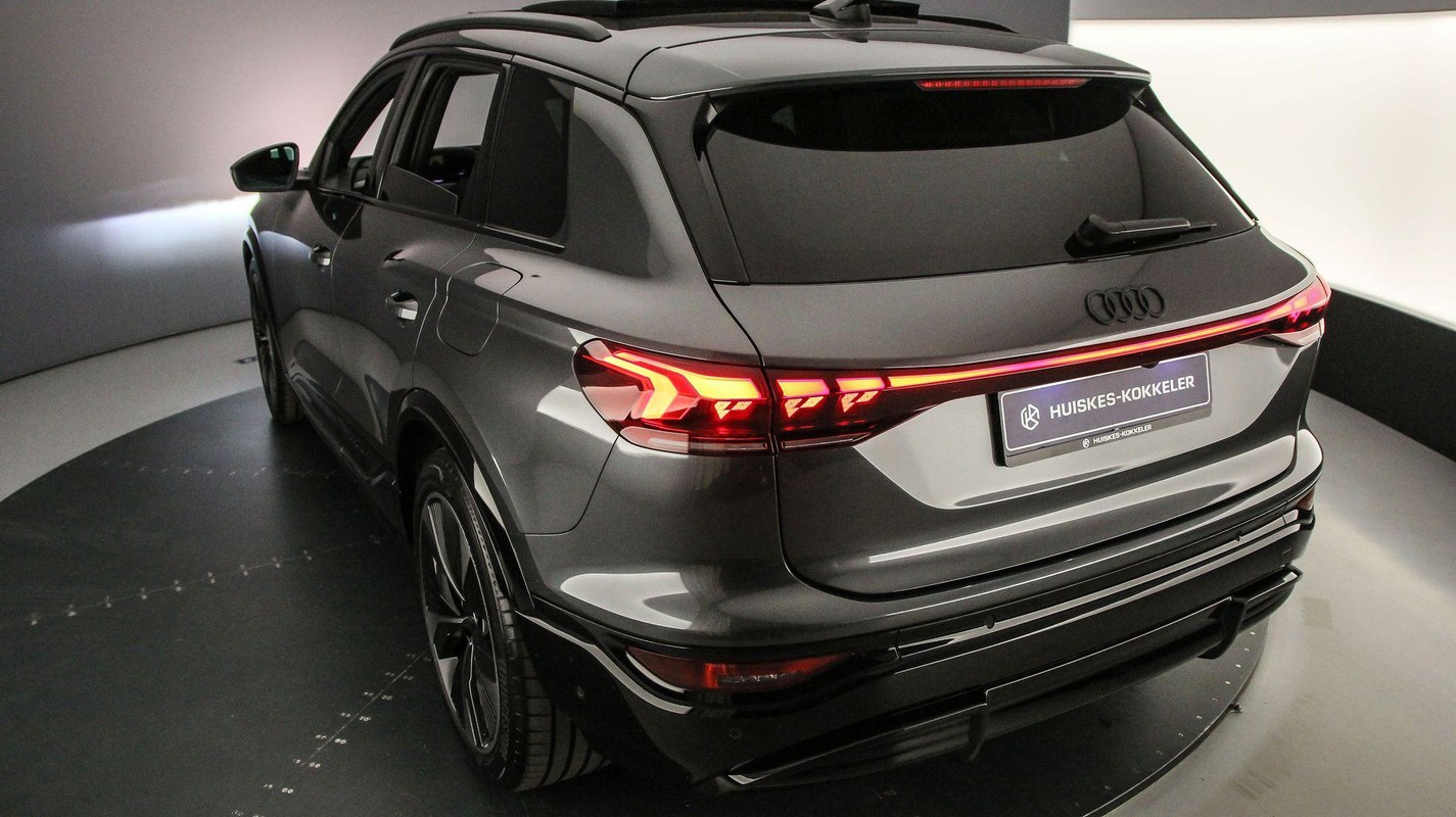 Audi SQ6 e-tron
