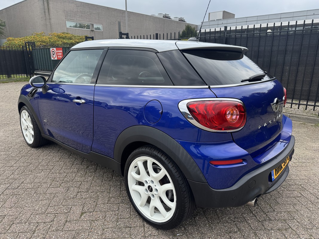 MINI Paceman