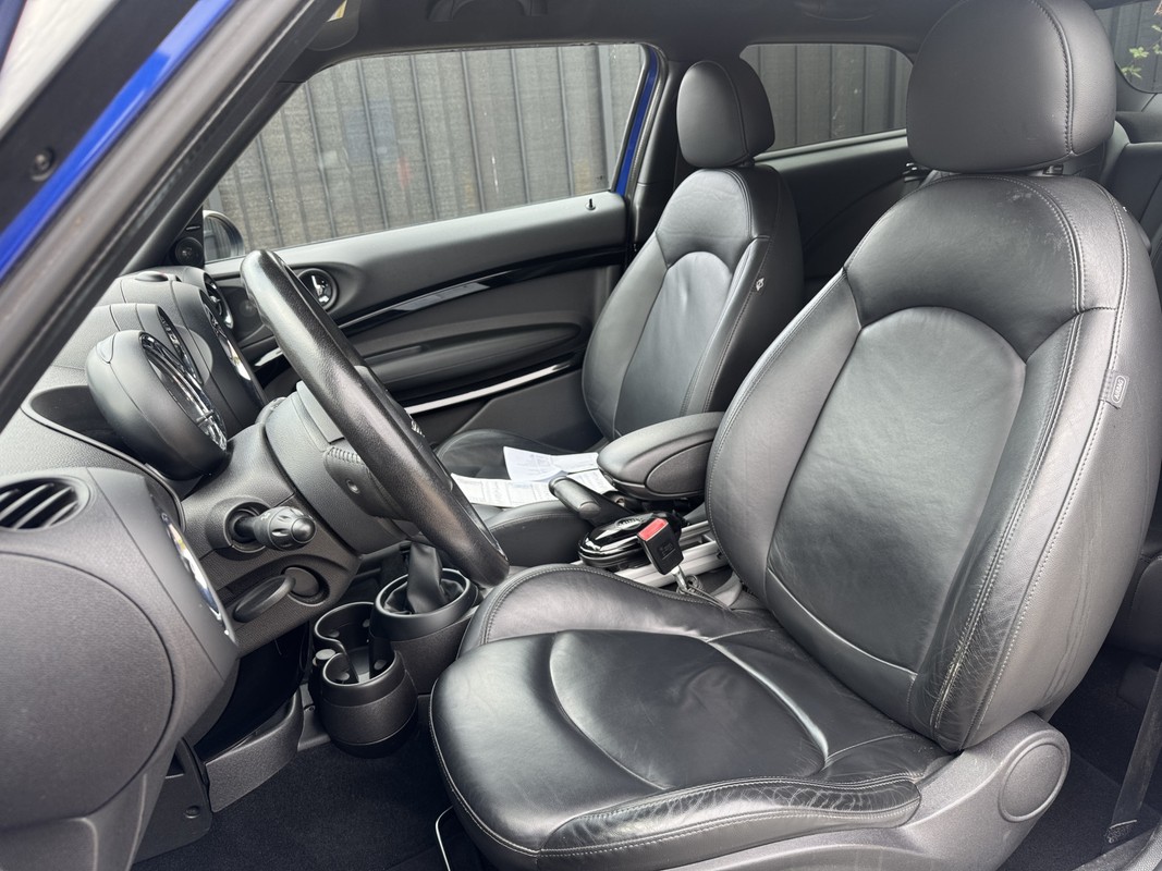 MINI Paceman