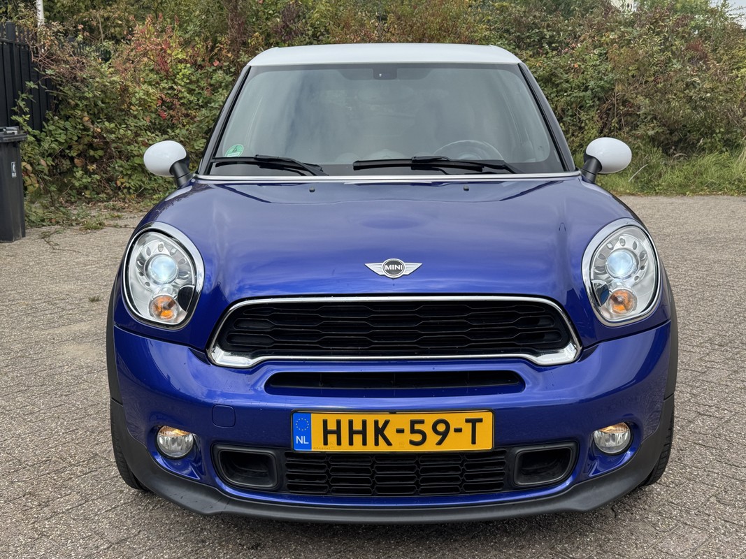 MINI Paceman
