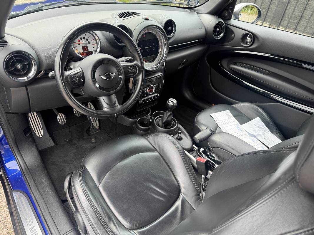 MINI Paceman