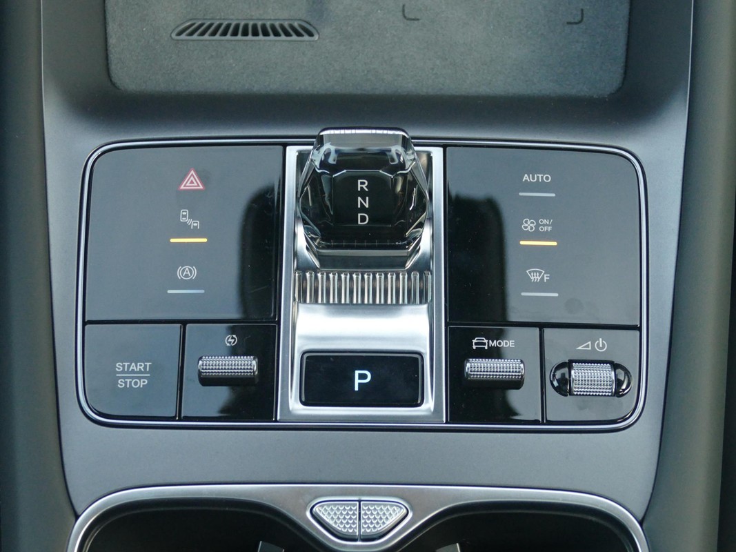 BYD SEALION