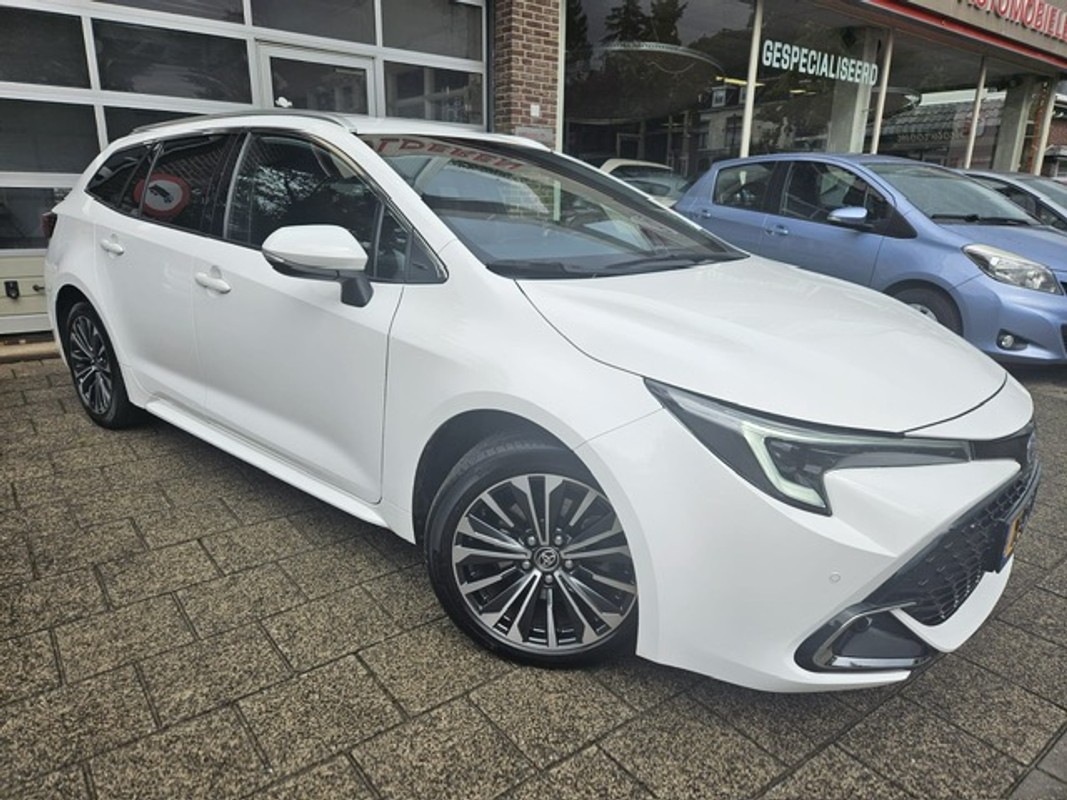 Toyota Corolla Touring Sports