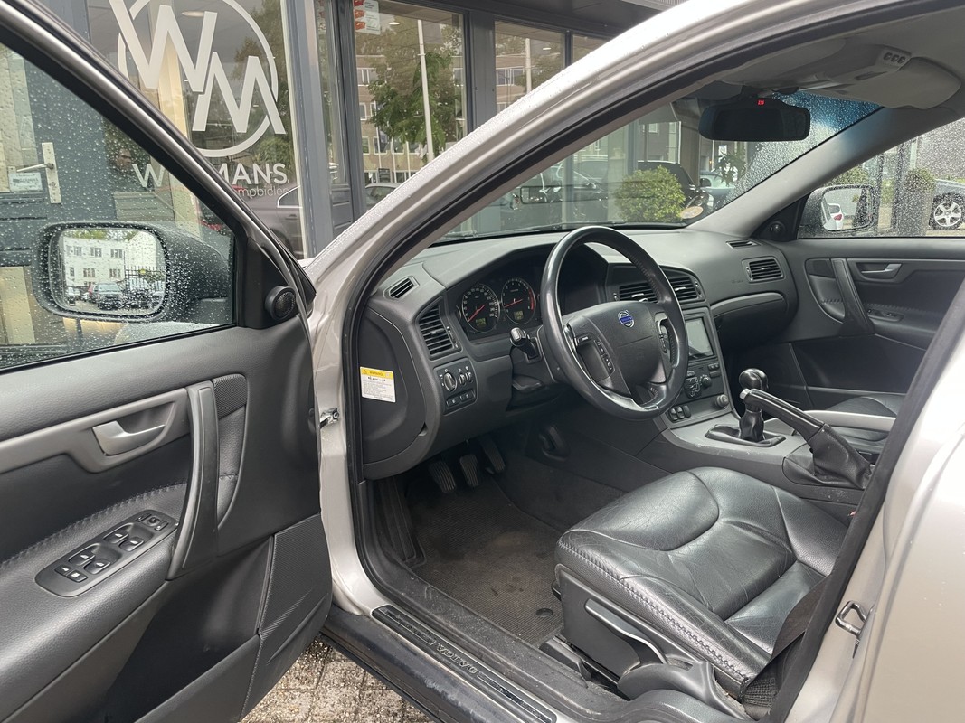 Volvo XC70