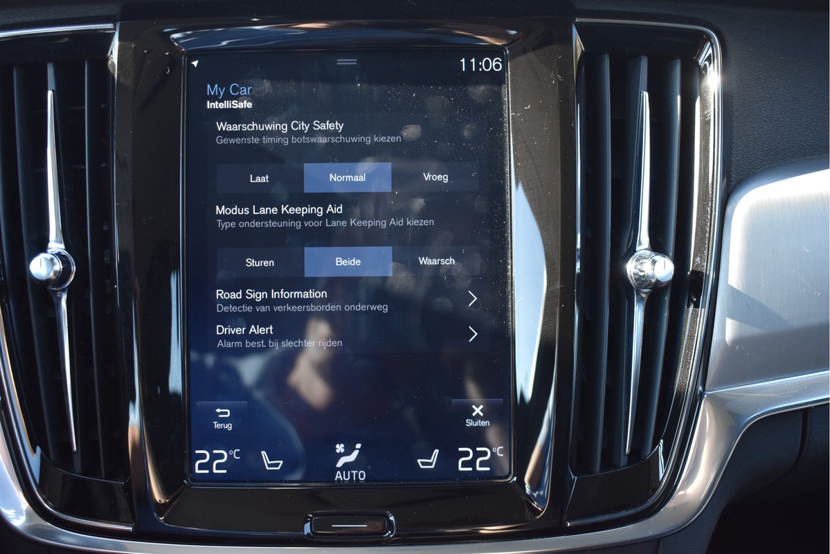 Volvo V90