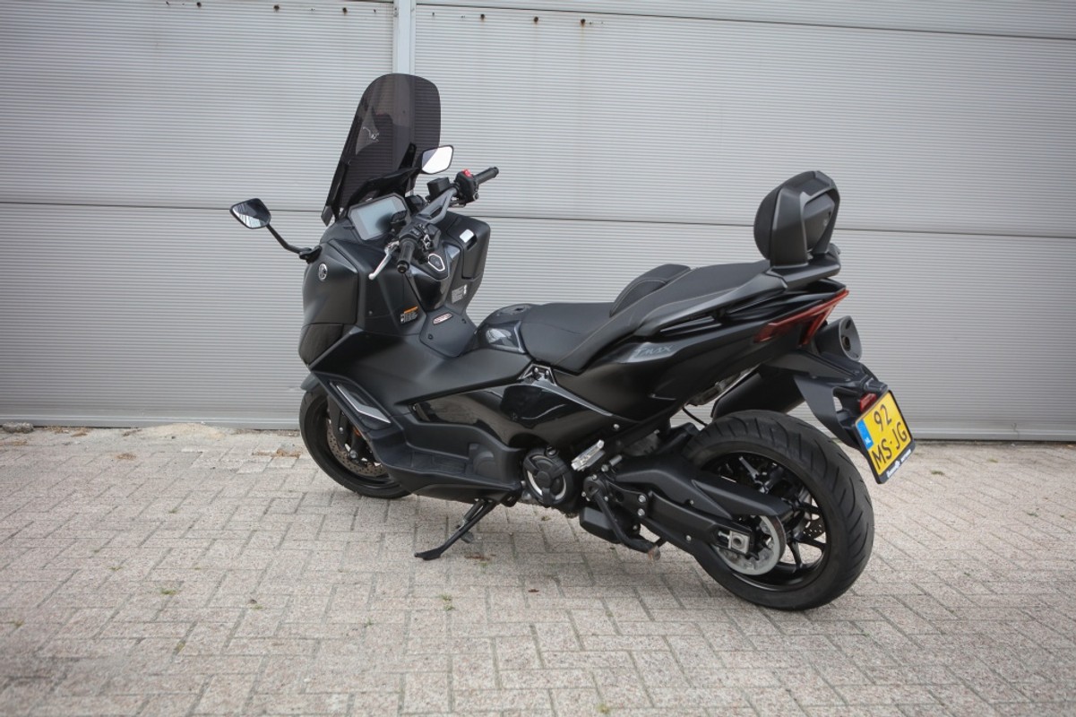 Yamaha T-MAX