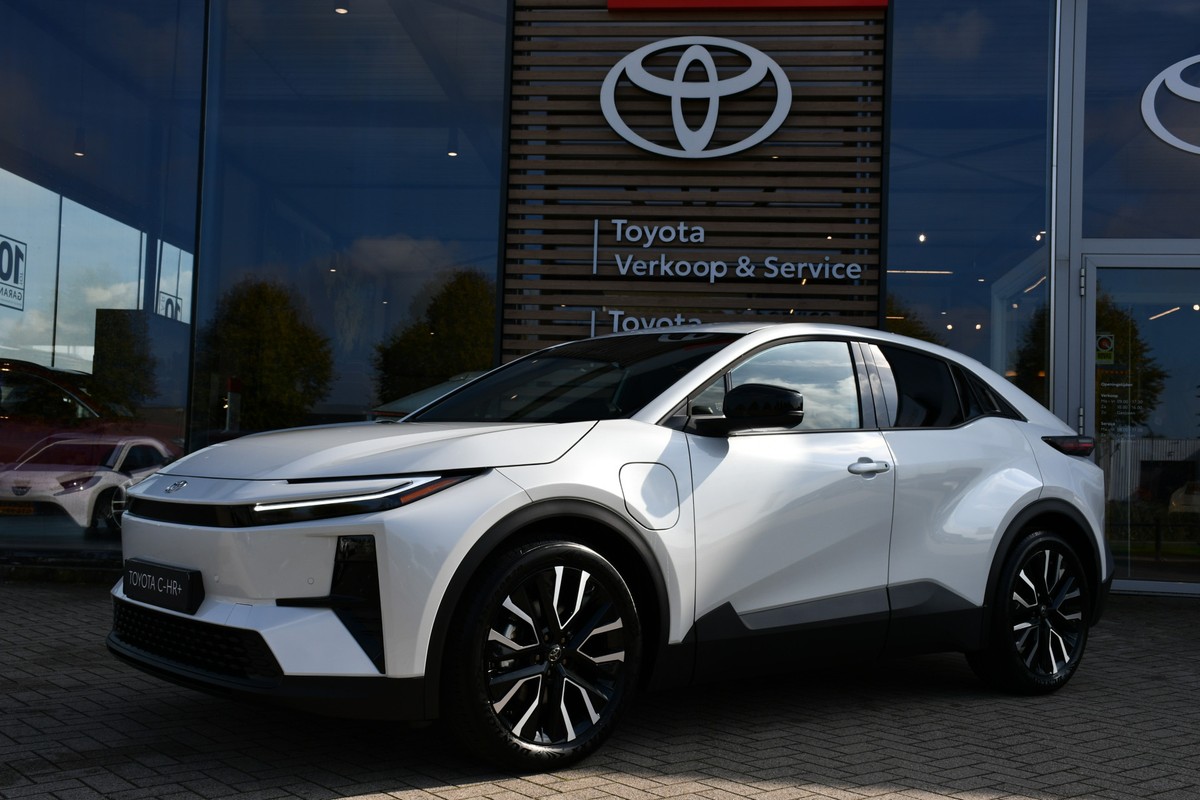 Toyota C-HR+