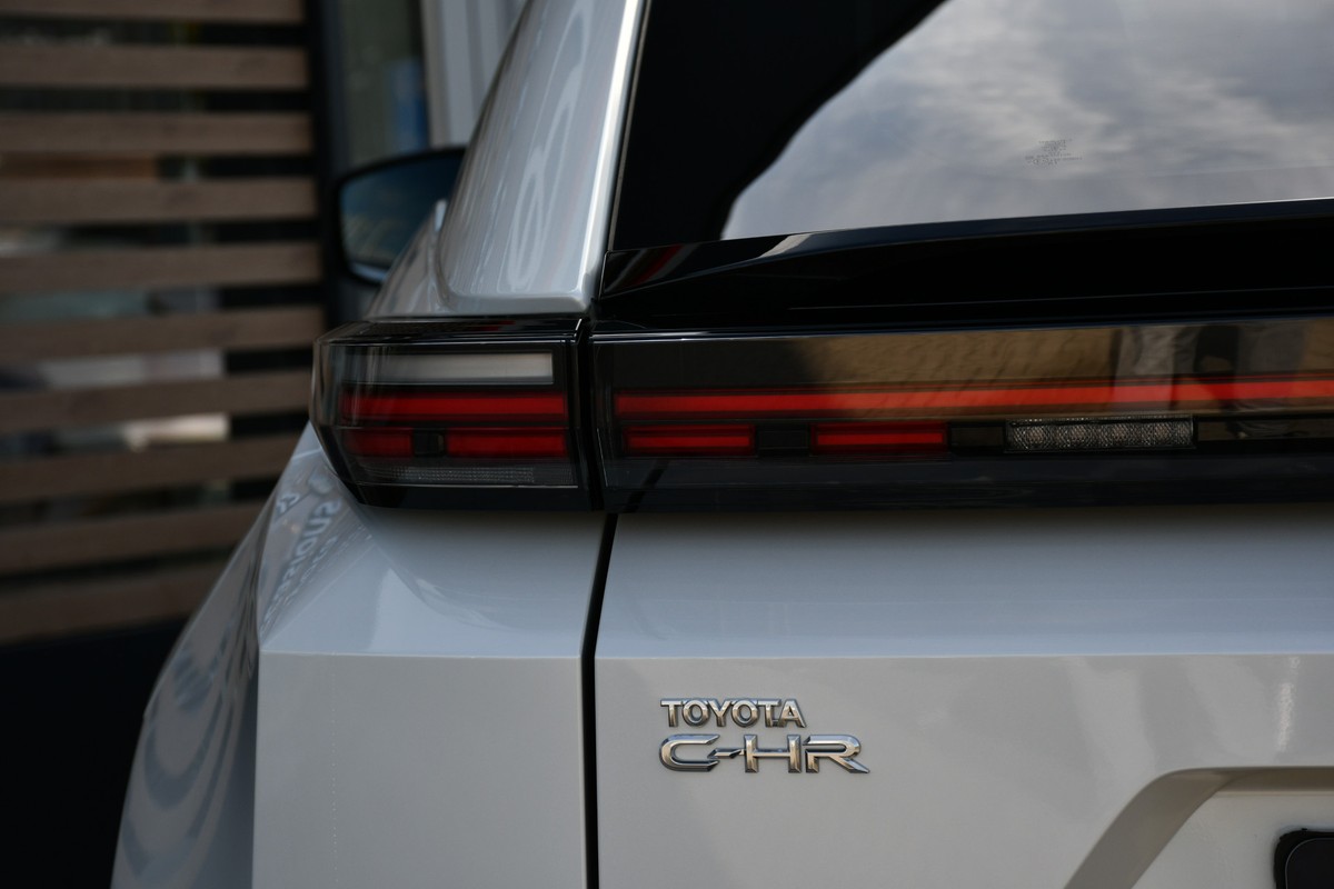 Toyota C-HR+